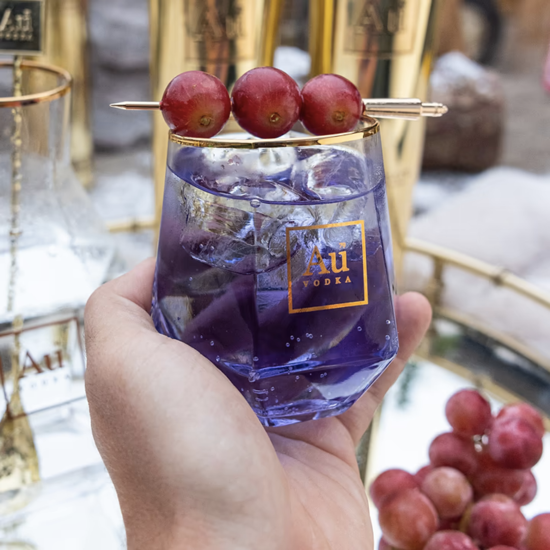 AU Vodka Black Grape 0.7L