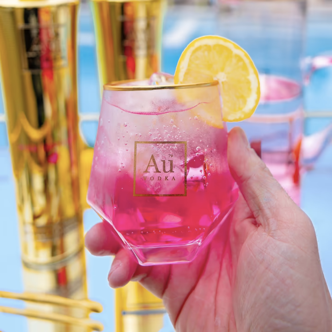 AU Vodka Pink Lemonade 0.7L