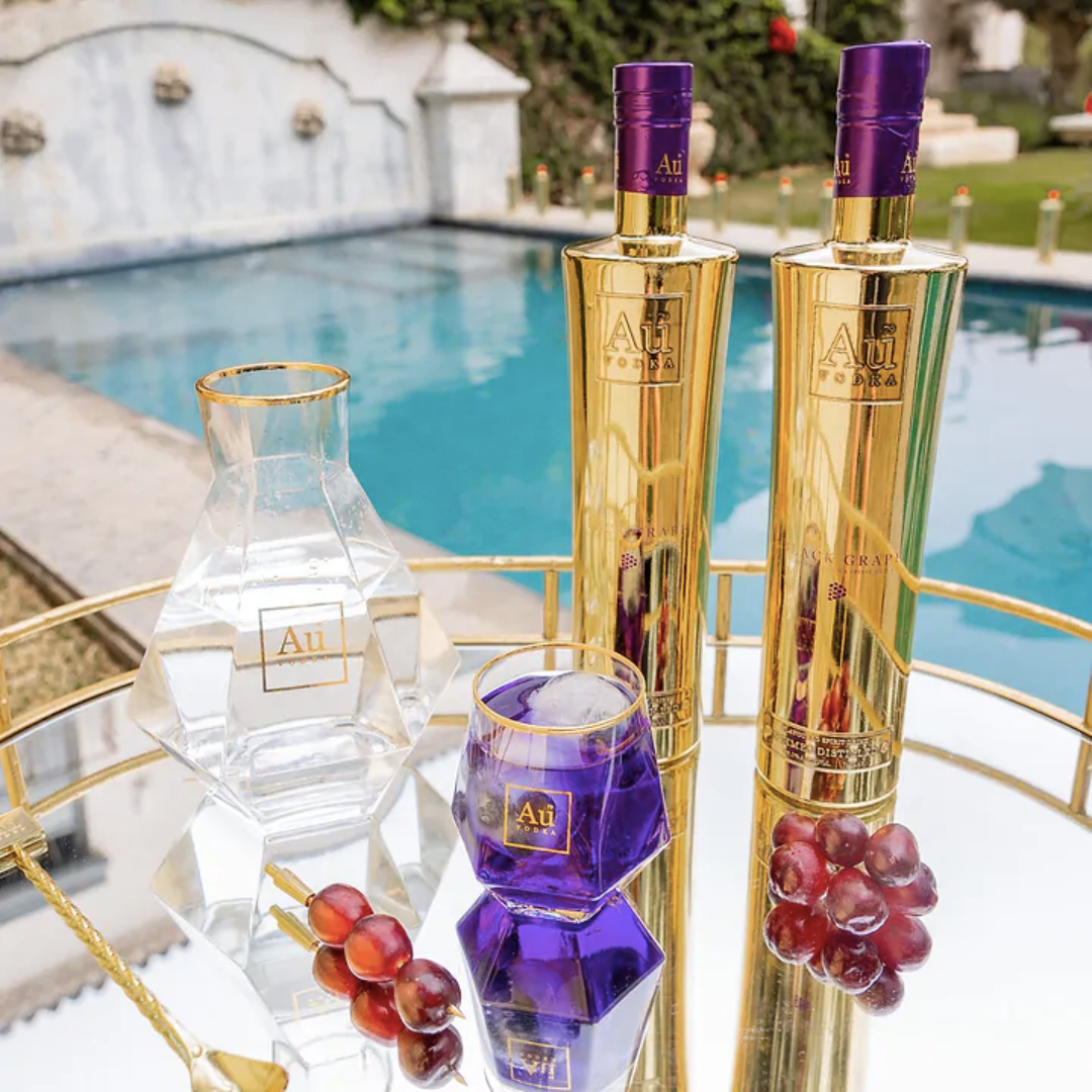 AU Vodka Black Grape 0.7L